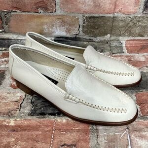 Amalfi White Leather Loafers Size 8